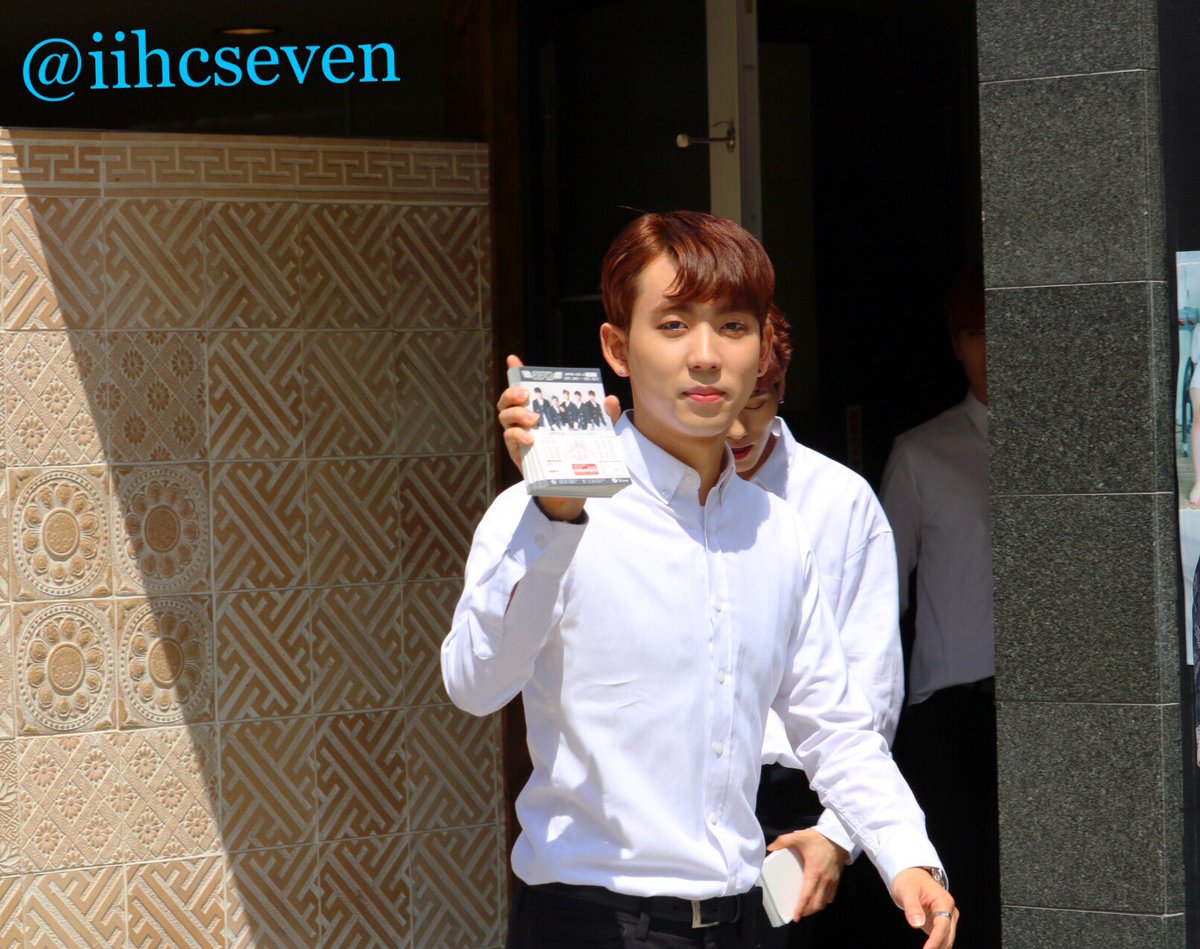 iihcseven's tweet photo. 2017.05.06
J2KC PR📷💕
 #J2KC#민#대니#新大久保
@J2KC_ https://t.co/2bWpOnfcTd