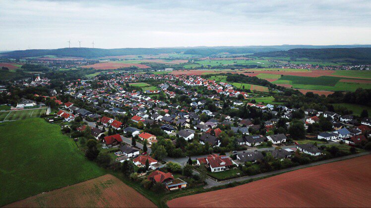 _ptrick87_'s tweet photo. #DJI #MavicPro #dronephotography #pfalz #winnweiler  https://t.co/wAibKtqYKa https://t.co/L3dyVHy8aV
