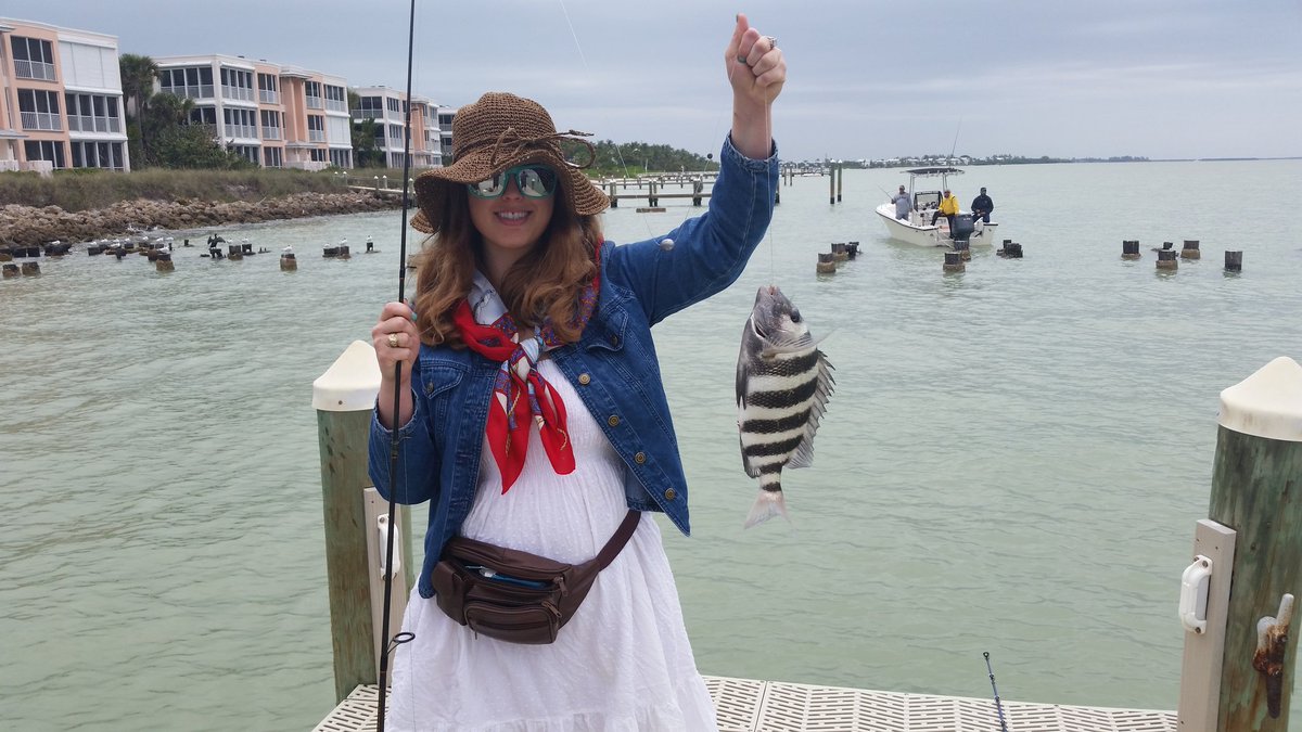 Holly Morgan tweet media