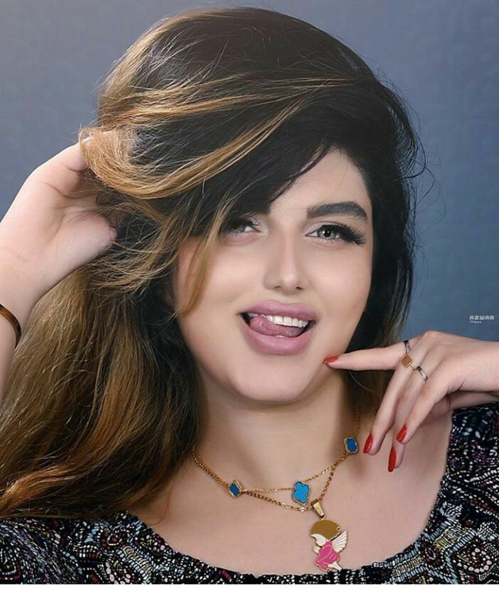 • سأعترف لڪ و بشڪل ٵبدي 
• لم يتمڪن ٵحد ﻣטּ لمس قلبي 
• مثل ما فعلت ٵنت ،⚓️💜"