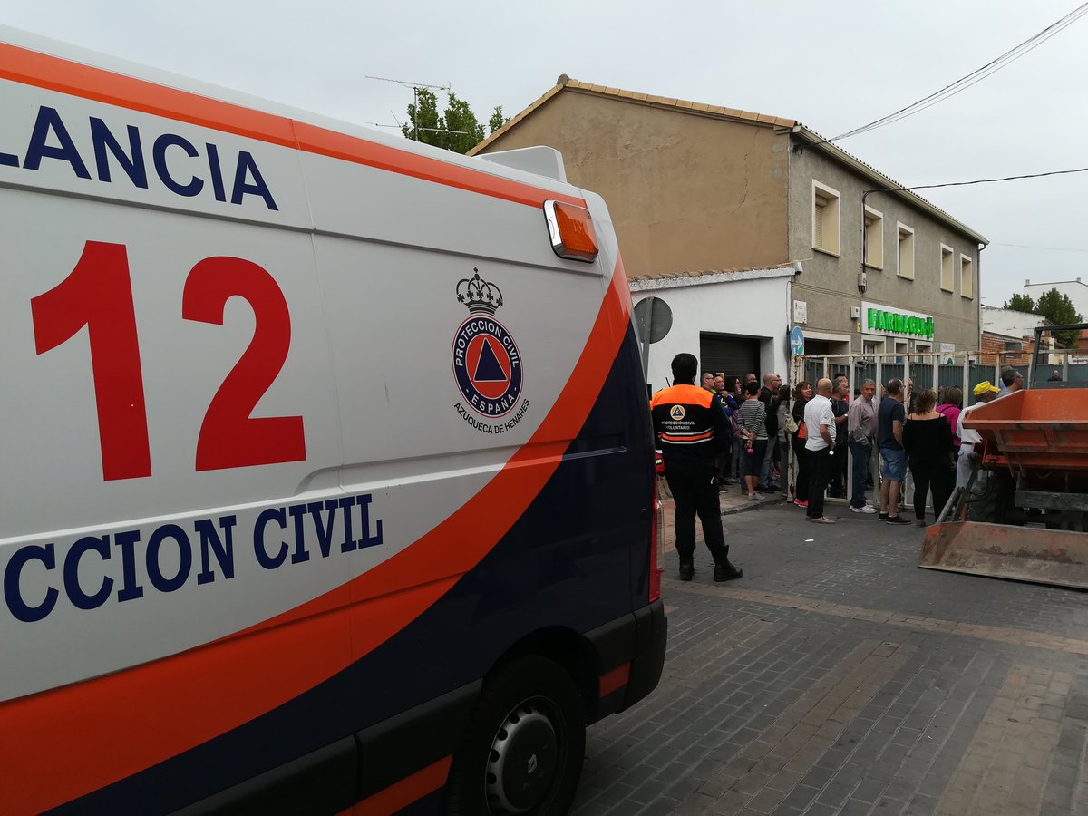 PCAzuqueca's tweet image. Una mañana más colaborando con @ProteAlovera, en su encierro urbano.
#lasprotescuentan