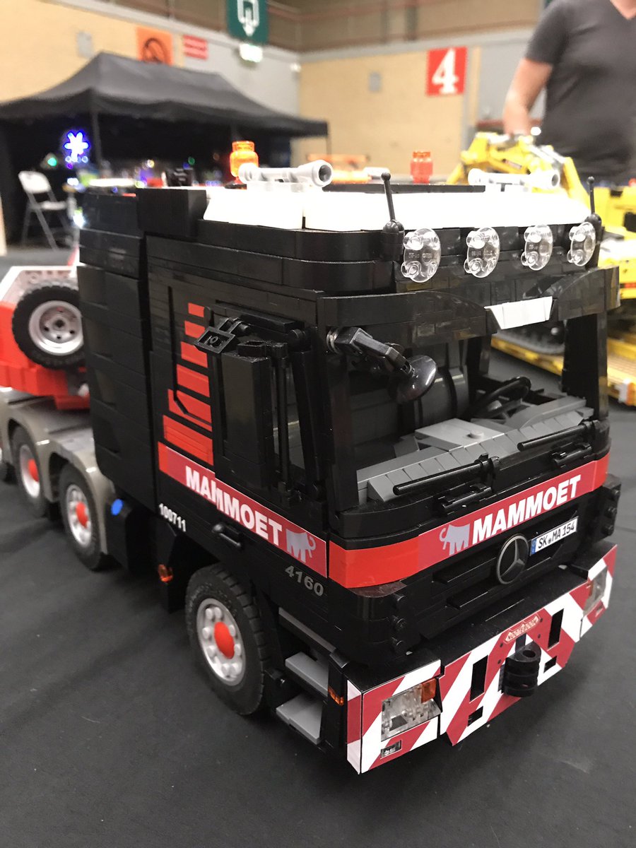 We zijn open! #Lego Bouwfestijn #antiregentip #uittip