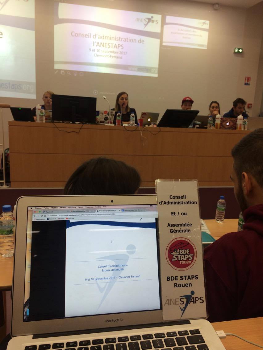 BDEStaps_Rouen's tweet photo. Début de Conseil d'Administration de l'@ANESTAPS! Beaucoup de sujets à étudier en ce début d'année ! https://t.co/XRGQvWBqTM