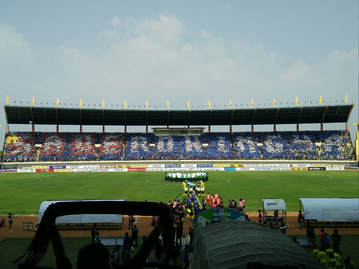 Koreo dari bobotoh! | LIVE: bit.ly/2wRhAMH #MatchdayGoal