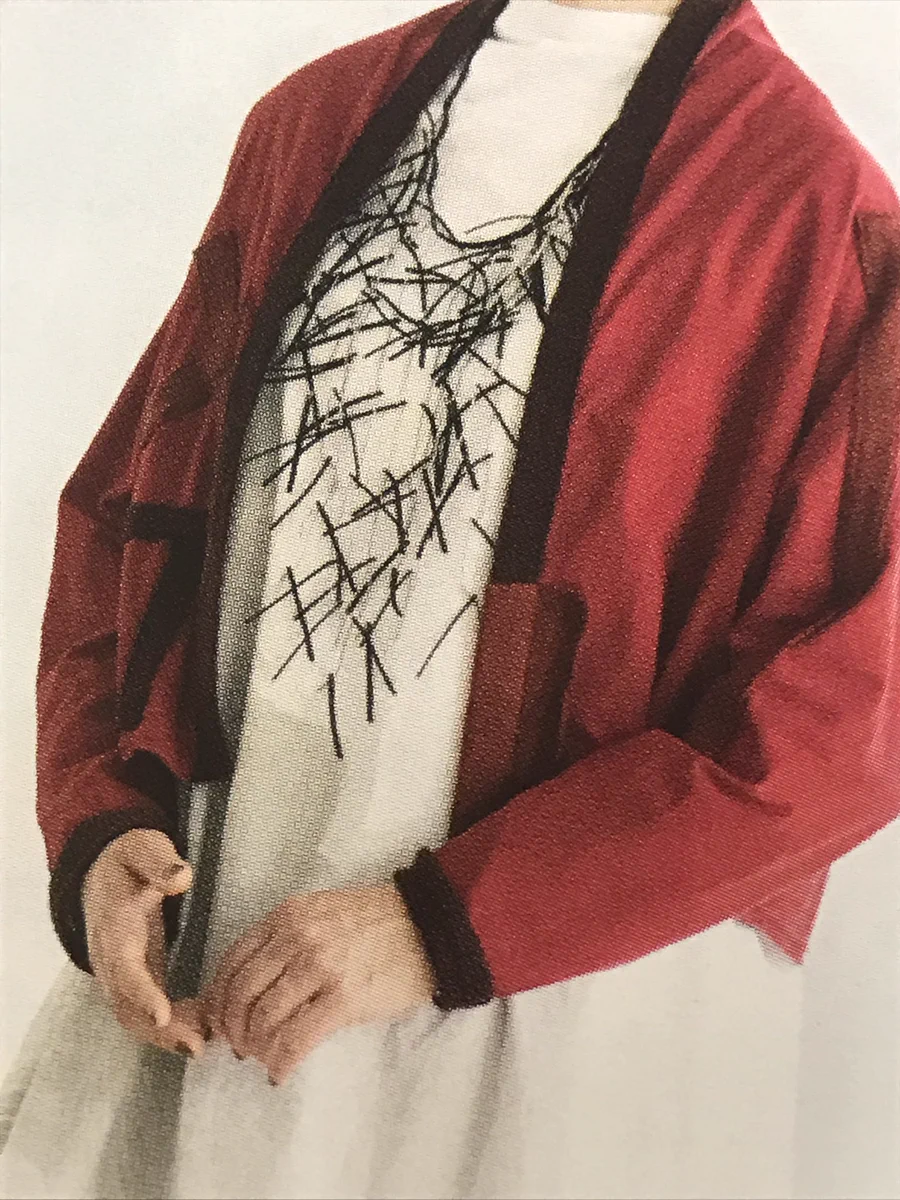 実はネックレス！でもどう考えても刻みのりを大量にこぼした人だ！！