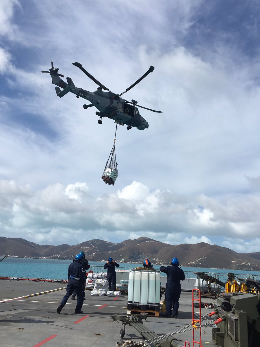 RoyalNavy's tweet image. A Wildcat helicopter from @RNASYeovilton has delivered @UKaid to Tortola in the British Virgin Islands #irma #globalbritain @foreignoffice