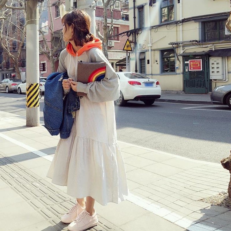 RealSheofficial's tweet image. 🌼🌼🌼
So Cute ,Hoodies Sweater Dress.
👉Contrast Color Dress:dwz.cn/6ul2U8
#Ladiesdress #ContrastColor #SweaterDress #outfitoftheday