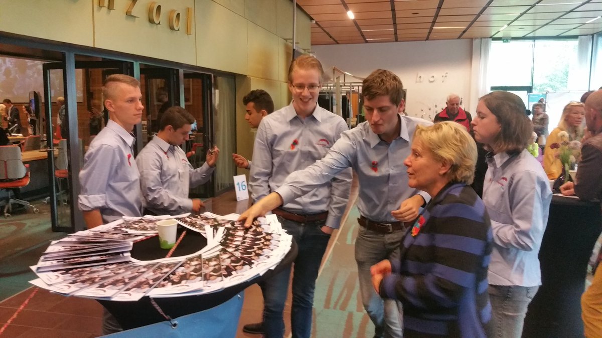 De jongeren vd <a href="/JROverijssel/">JROverijssel</a> doen ook volop mee met #provinciefestival in Zwolle
