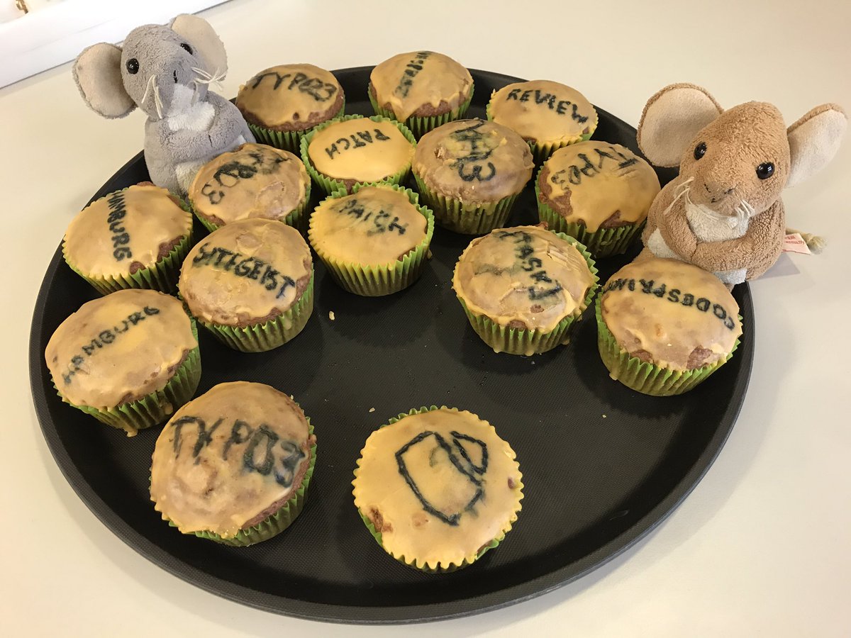 shinaio's tweet photo. oh noez, @maddy2101 's micey companions discovered the lovely homemade muffins from @Hafenpiratin on #T3Sprint https://t.co/Fo4yKFmm3n