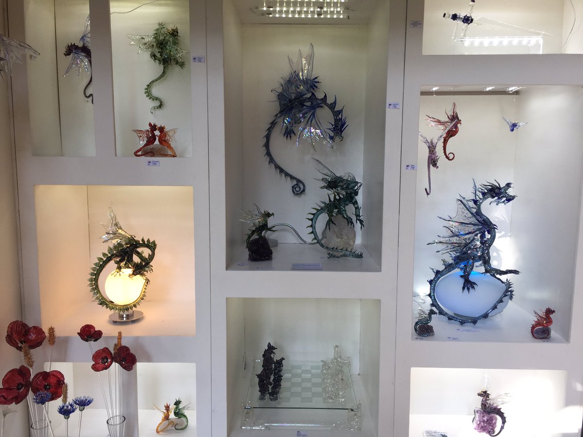 The sun is out and the stalls look #fabulous! Come and see us between 10 and 5 today #feastfortheeyes