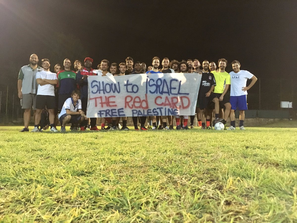 Grandi! Hic Sunt Leones del <a href="/Cs_TPO/">Cs TPO</a> x Cartellino rosso a Israele. Diritto allo sport in Palestina bdsitalia.org/cartellino-ros… #RedCardIsrael