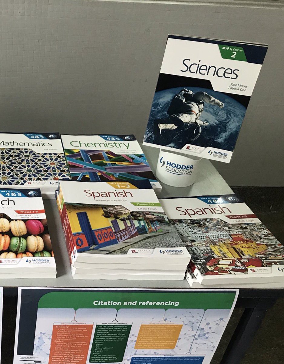 JRafaelAngelM's tweet photo. Spanish #ByConcept books at IB workshops this weekend at #ShaTinCollege @ESF_comm @HodderIntl. https://t.co/pk7o2csE2c