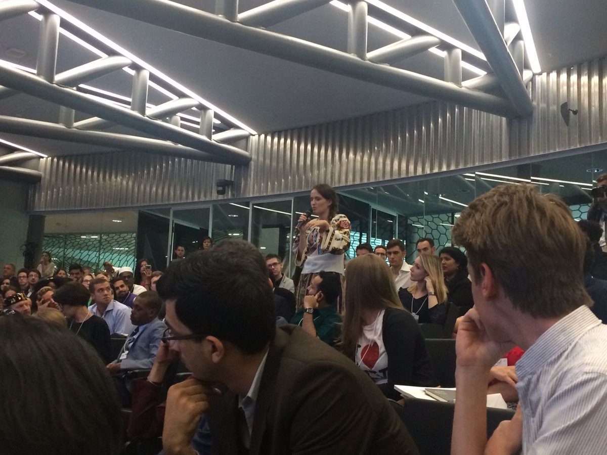 GlobalShapersBu's tweet photo. 3.5 billion young people are 1/2 the world, how will we ensure that those in power share it with us? Q&amp;A prof. Schwab. Collaboration. Access https://t.co/xf8O6iNCPU