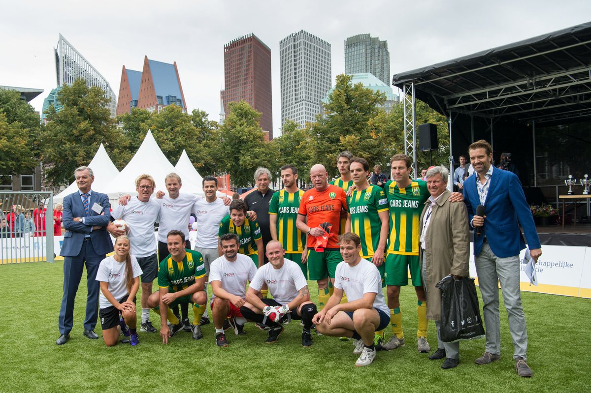 wkokken's tweet photo. The match of the year #journalisten tegen #politici #5-6 #voetbal #SportieveOpening https://t.co/jjrTsRgyCc