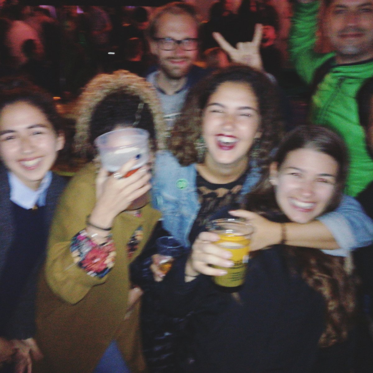 PerformingC's tweet photo. Missing our post-show nights out in #Edinburgh during #edfringe!!

#takemeback #Fringe #theatre #actorslife #nosleep https://t.co/X2mJC8nzi7