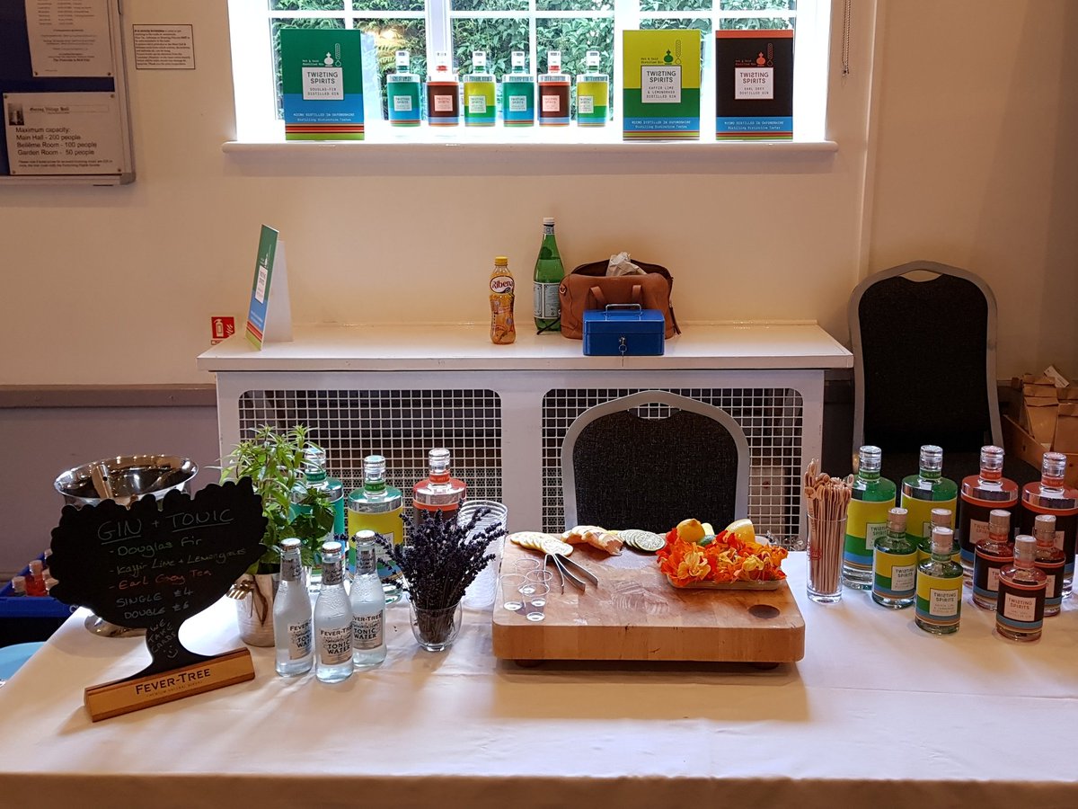 All ready to go <a href="/GoringFoodFest/">G&SFood&DrinkFest</a> and it's a lovely sunny day 😊
#Gin #goring