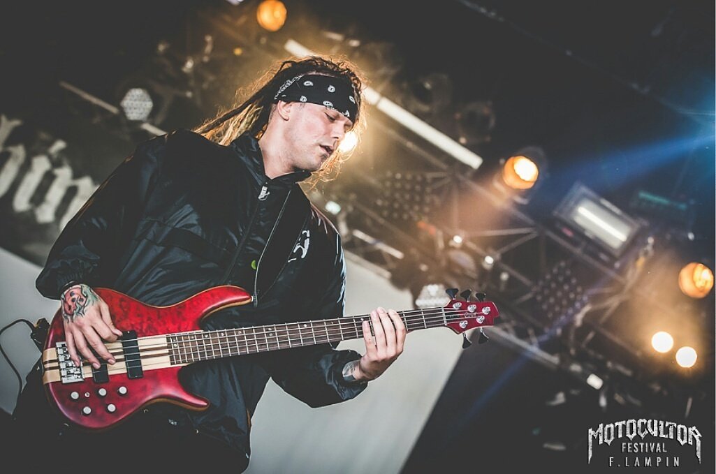 breedmachineoff's tweet photo. 📸:F.Lampin. #breedmachine #frenchmetal #metal #deathcore #neometal #neodeathcore #decepticons #breedsolierz #support #tour  #tourlife #live https://t.co/niX6f7YSQx