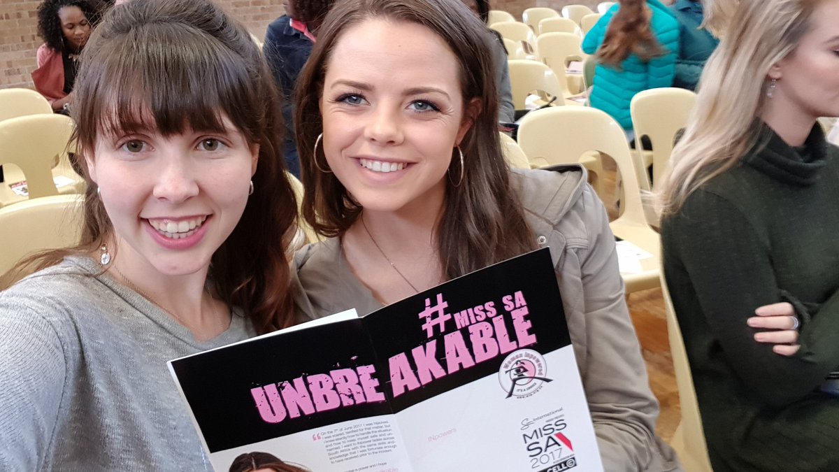Having an educational and fun time with this beaut at Unbreakable #misssaunbreakable #WIP @DemiLeighNP <a href="/Official_MissSA/">Miss South Africa</a>