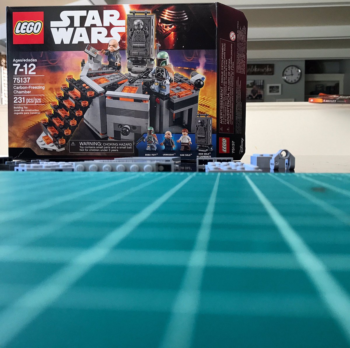 twojoeslegos's tweet photo. New build commencing! #frozenincarbonite #starwars #emiprestrikesback #episodev #lego https://t.co/OJHIDlVAvd