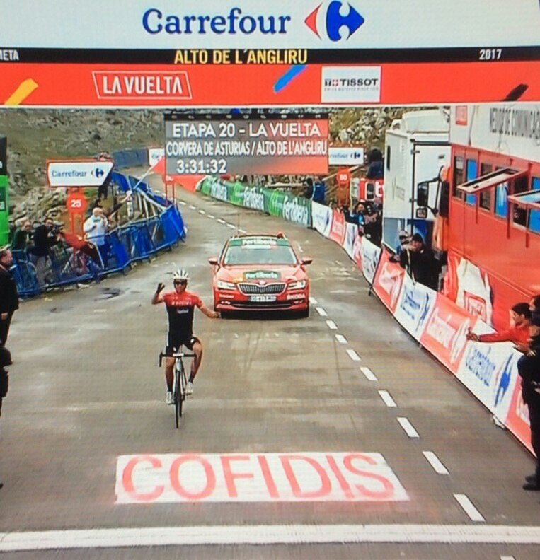 ¡Exhibición de Contador!Vence en el Angliru y pone la guinda a su inolvidable carrera.Froome gana #lavuelta por delante de Nibali y Zakarin.