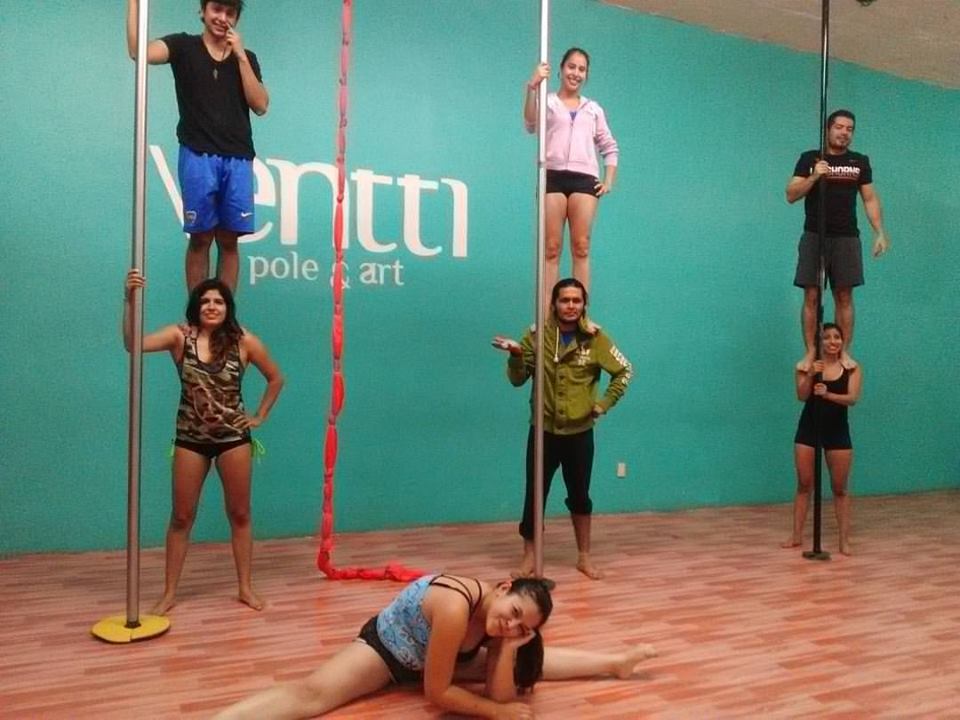 _ventti's tweet photo. Haz ejercicio con tu persona especial, o pregunta por nuestra MEMBRESÍA FAMILIA VENTTI. 
INFO WhatsApp 4443230735 https://t.co/pE1zRaYYrr
