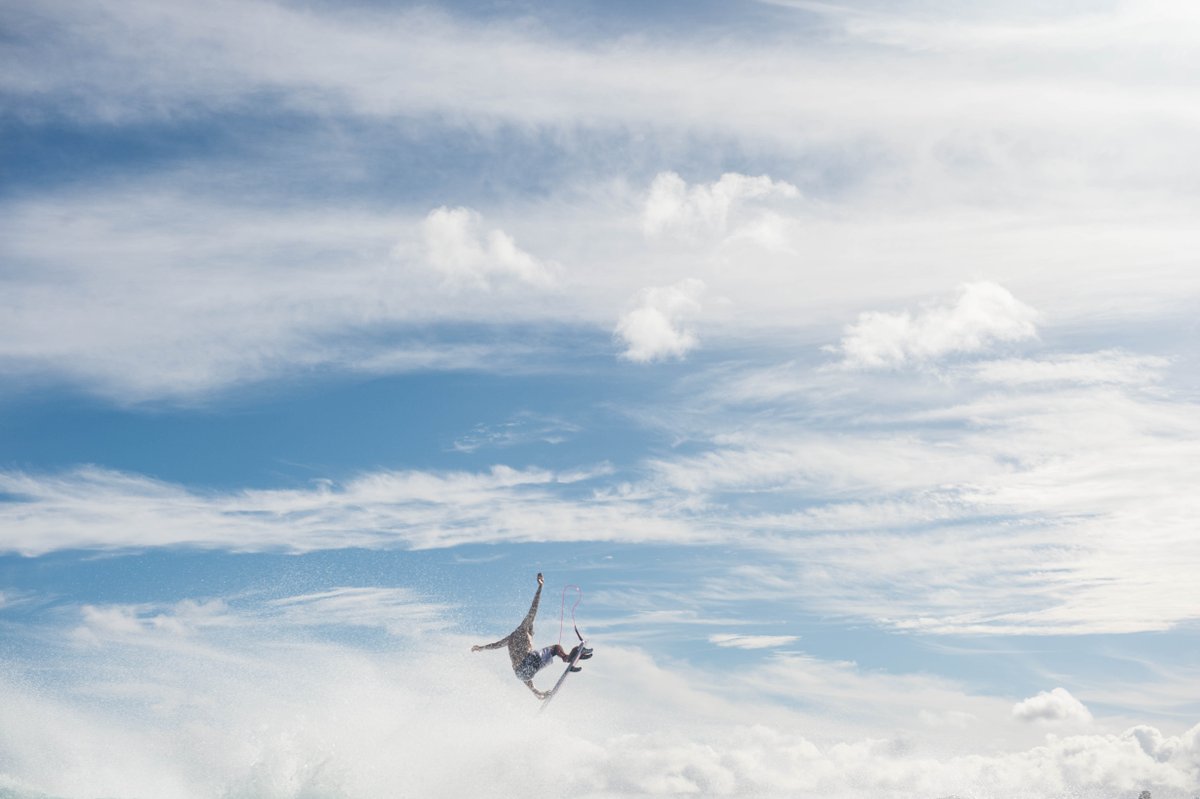 Billabong tweet media