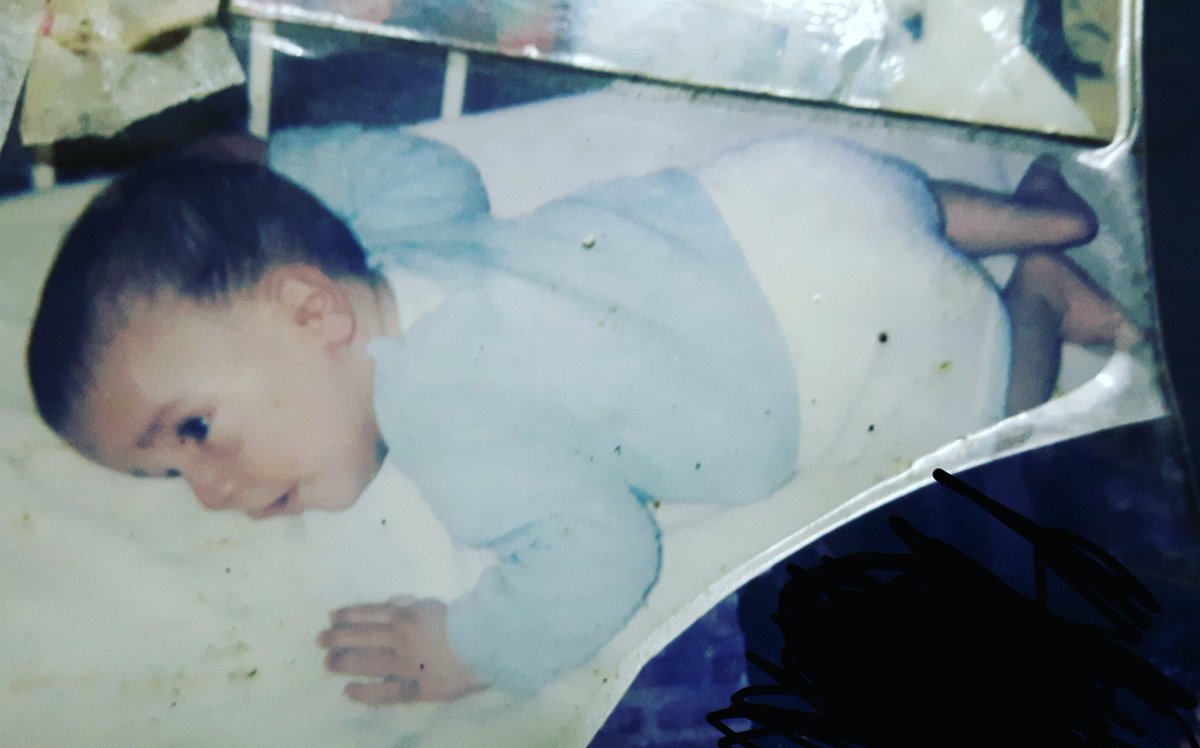 fedegox51's tweet photo. Cuando no me hacía drama por nada. #yodebebe #fotovintage 📸#recuerdo #bebe https://t.co/3huBplnzQJ