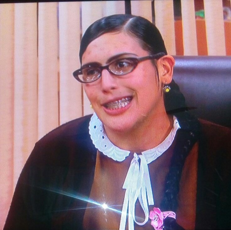 neivacristina4's tweet photo. Este así fue un personaje increíble 
@angelicavale como #LeticiaPadillaSolis en #LaFeaMasBella https://t.co/NGYcNF3IIr