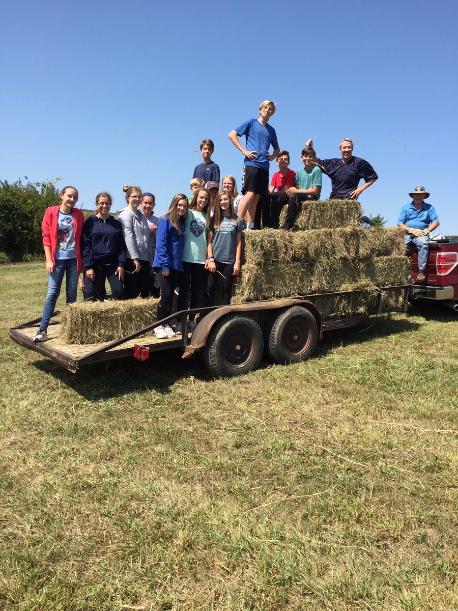 MSHSeureka's tweet photo. Learning about our growing project and volunteering service to load the bales of hay!Heartfelt compassion alive at MSHS.@archstl @MSHEureka https://t.co/uNkst0moGv