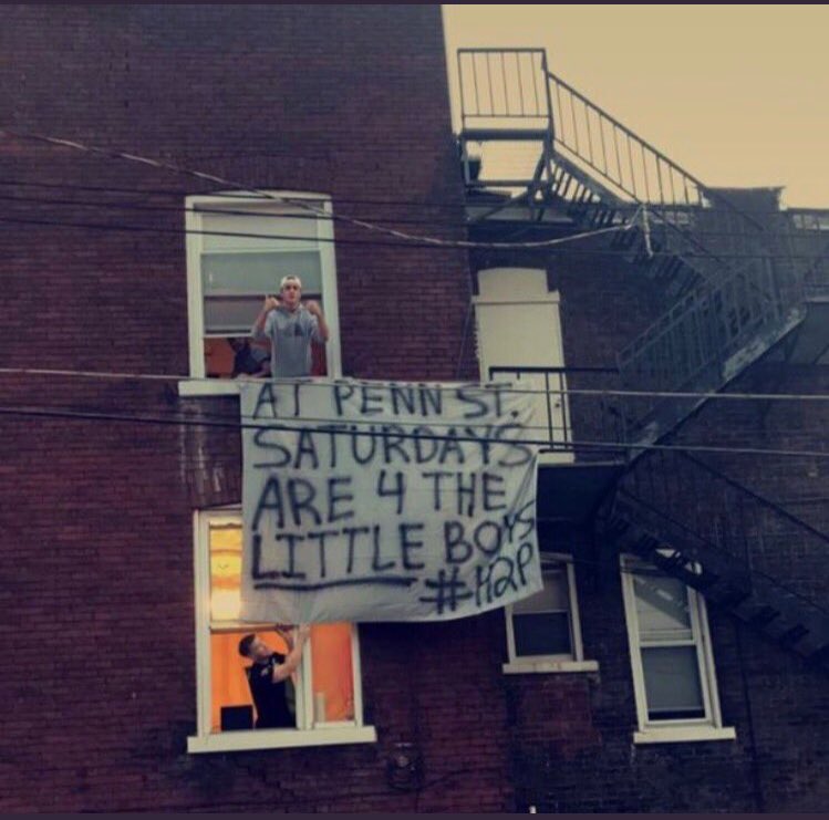 AustinBehr33's tweet photo. Pitt is absolutely GOING IN on Penn State today with the signs and I love it! Top 3 trolljob for sure. #PittPSU https://t.co/ARnUSMTKP2
