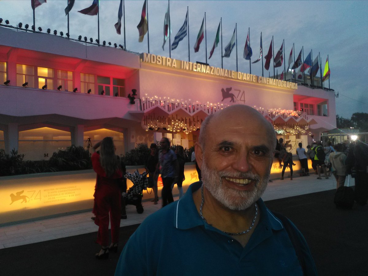 AFPiccolomini's tweet photo. @FRATREVI58 da #Venezia74: "Artisti facciamo qualcosa per gli attori indigenti. Lunedì 11 alle 18 assemblea a Villa Piccolomini" https://t.co/GLzEiCJgIS