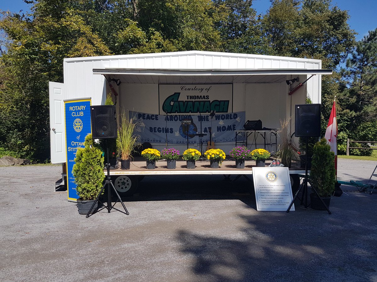 RotaryStitts's tweet photo. Canada 150 Community Picnic in the Park. 1-5 pm. Music, games, food and fun. W.J. Bell Rotary Peace Park at 1751 Stittsville Main Street. https://t.co/psLyCgwnYz
