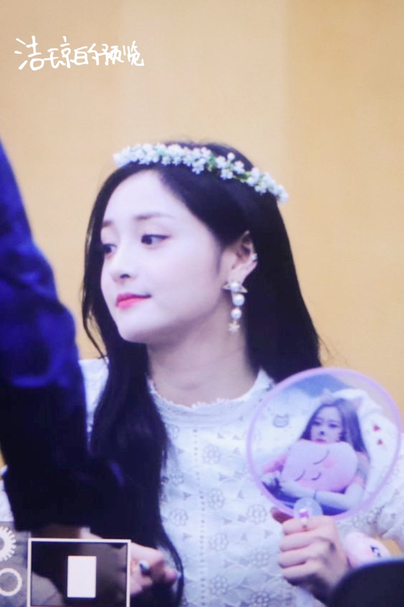 PipaPinky's tweet photo. #주결경 #프리스틴 #kyulkyung #PRISTIN 170909 대구 팬싸인회 프리뷰 https://t.co/yMsecTGyjJ