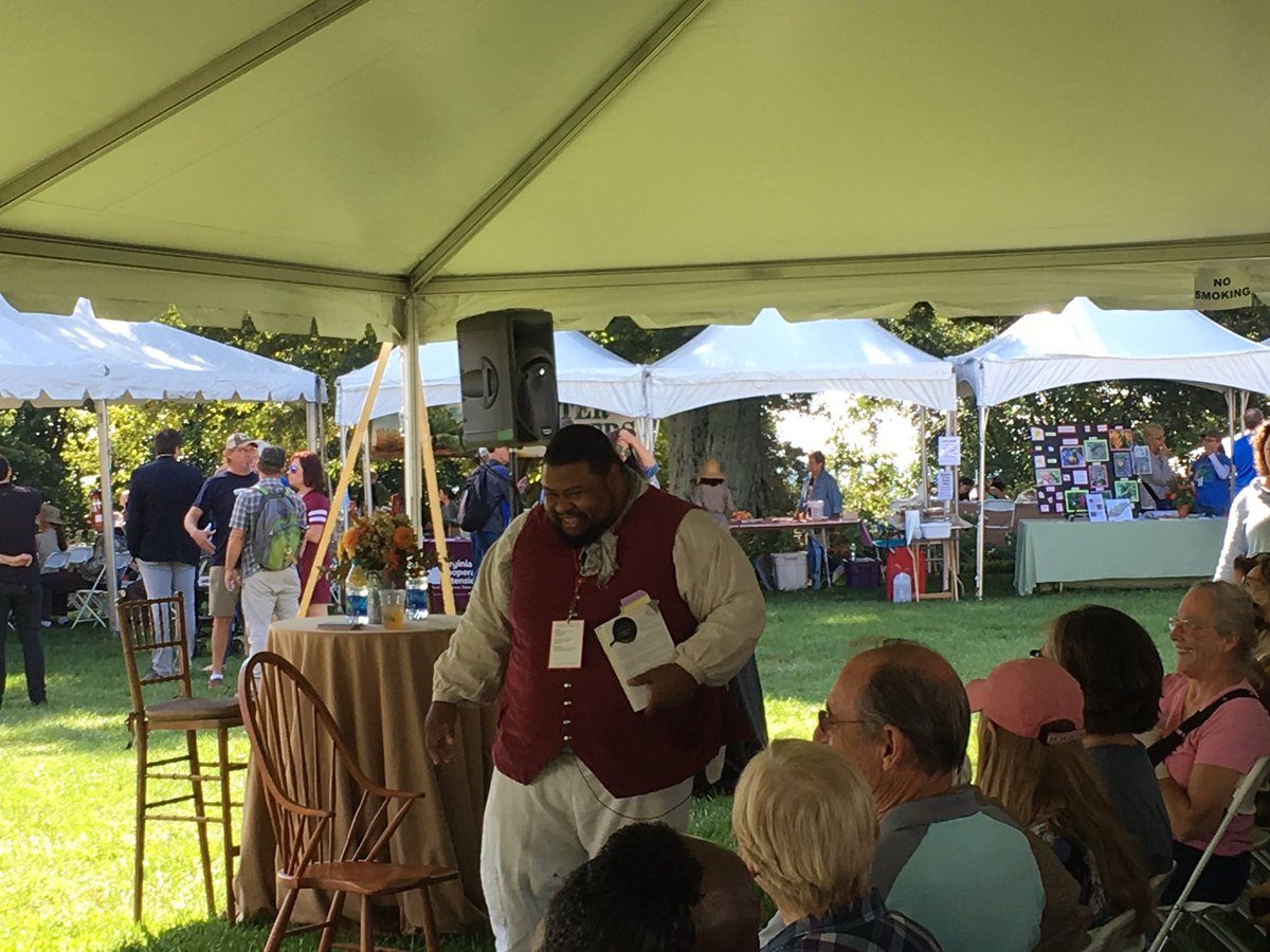 sbrydge's tweet photo. Great day for HHF @TJMonticello! @KosherSoul was awesome, and so much more great stuff! And of course, a #TJSelfie. https://t.co/sIH1HAH7sX