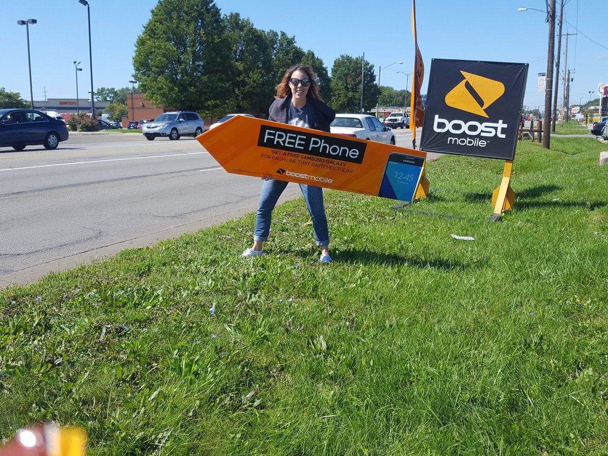 WB_Laskey's tweet photo. #vipwireless #boostmobile #flipthswitch #boostelevate @WB_Laskey @PattyS_VIP @KentSPG419 https://t.co/QEzF6A7DQO