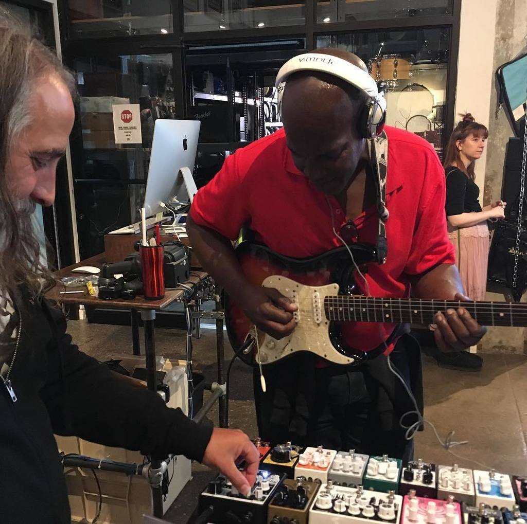 EarthQuakerDev's tweet photo. Getting data corrupted at the @stompboxexhibit at @maindragmusic #datacorrupter #yourdataisatrisk #maindrag #stompbox #effects #effectspedaโฆ https://t.co/MmlksnISA3