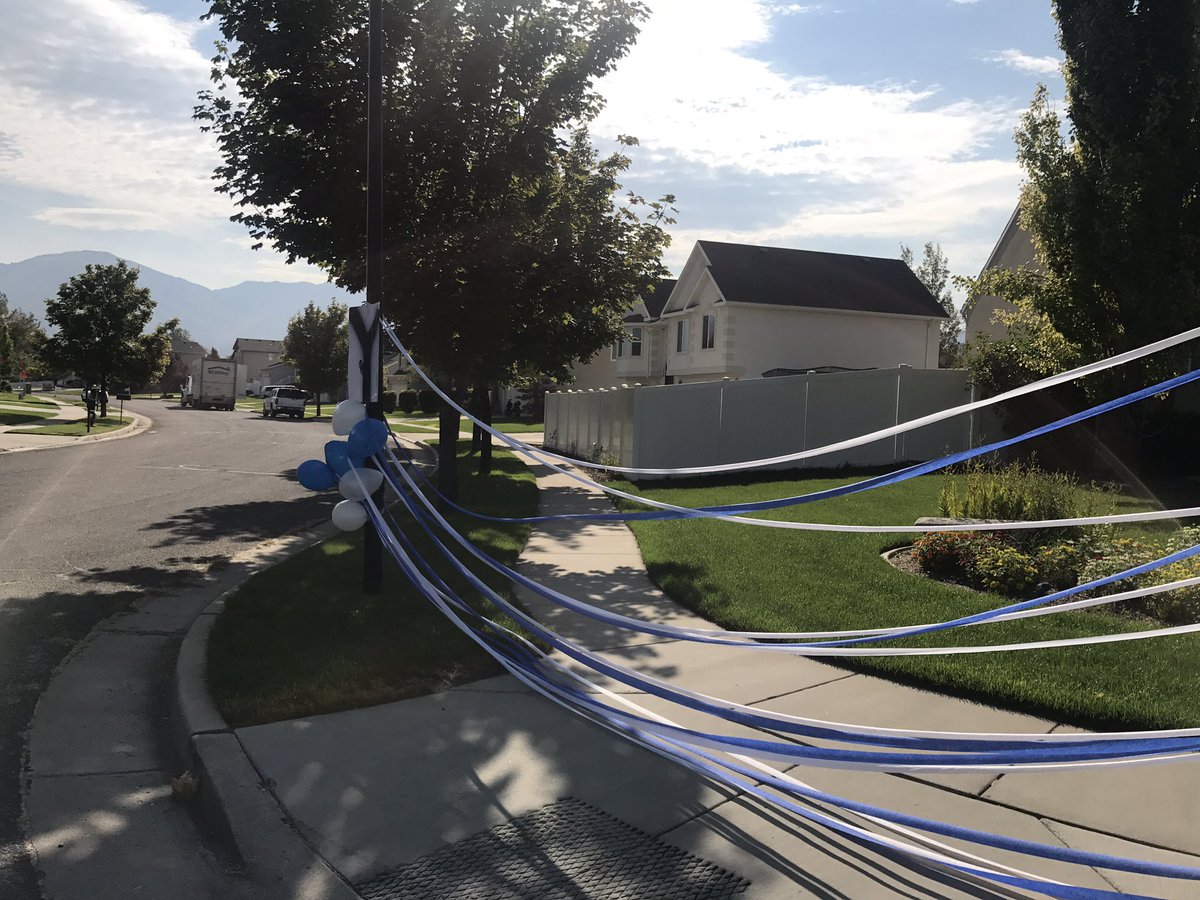 Josh_Furlong's tweet photo. My cul-de-sac got tagged by BYU fans. I live in a predominantly pro-Utah neighborhood. https://t.co/AzXFuf70x4