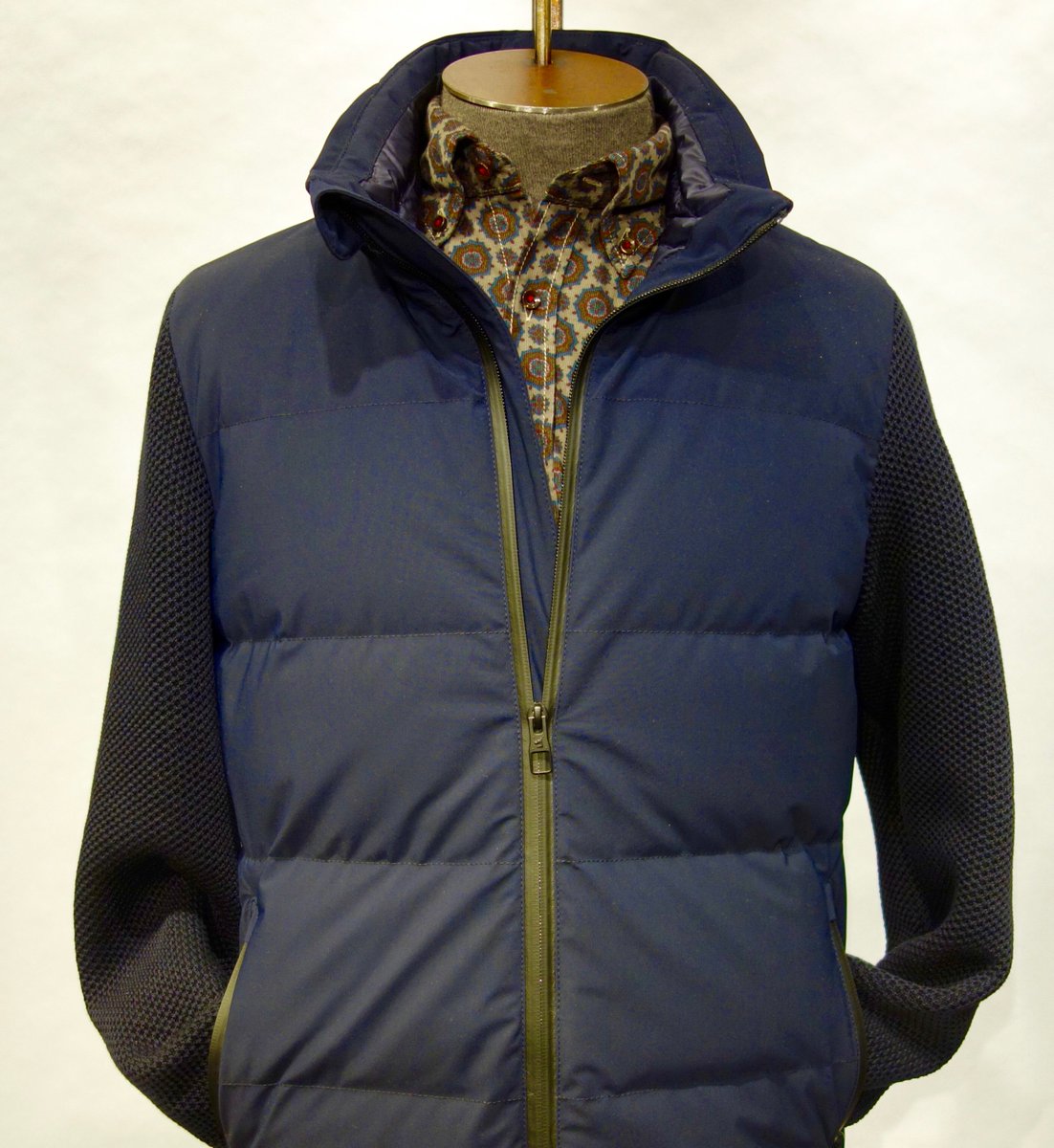 QuorumFashion's tweet photo. Great jacket by Montecore. Perfect for the Pacific Northwest. 
#casualwear #menswear https://t.co/kObZwbn7yi