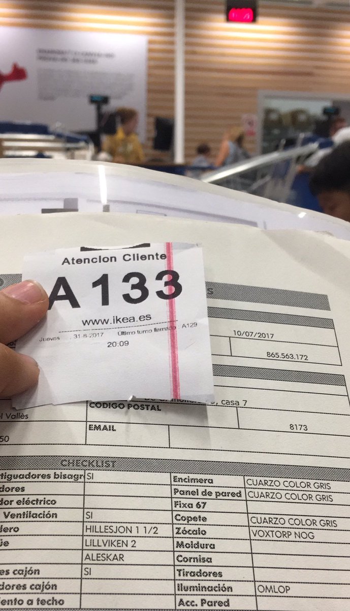 gestiodomini's tweet photo. @IKEASpain Día +71 (31/08/2017) Voy a atención al client @IKEASpain y que lo mirarán y tal: 3 horas perdidas #verguenza #malacalidad #engaño #nuncamas https://t.co/VZ59NpJi5z