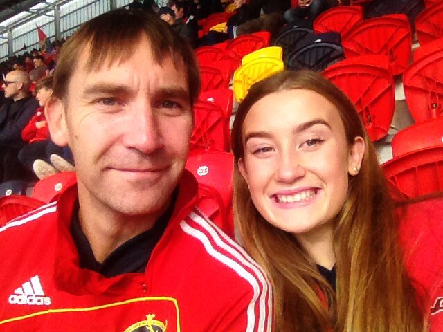 LeahFennell's tweet photo. #MUNvCHE https://t.co/2rWOGC2aoH
