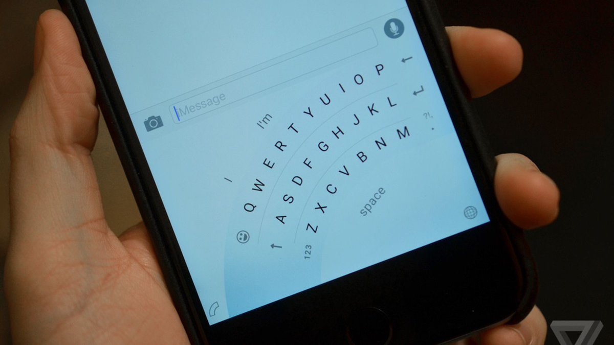 dcstechltd's tweet photo. Microsoft's Windows Phone keyboard for the iPhone is dead https://t.co/WHYbIGuBwF https://t.co/QASEDSeq8t