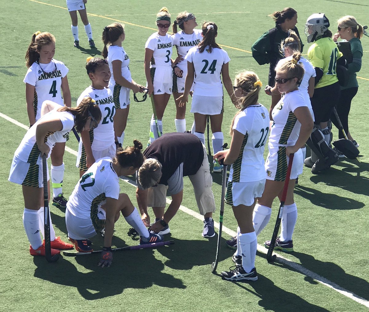 ehs_lacrosse's tweet photo. Dominant win @EHSFHockey!! Congrats!
It's those little things that get you to the Hall of Fame ππ#HoopLoopAndSwoop https://t.co/ayMLARzOme