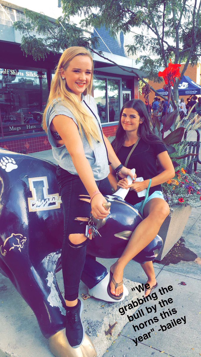JennyWarner19's tweet photo. HAPPY HAPPY BIRTHDAY BAILEY!! ILYSM 💕💕💕💕(pt1) https://t.co/rzAJWUMcYX