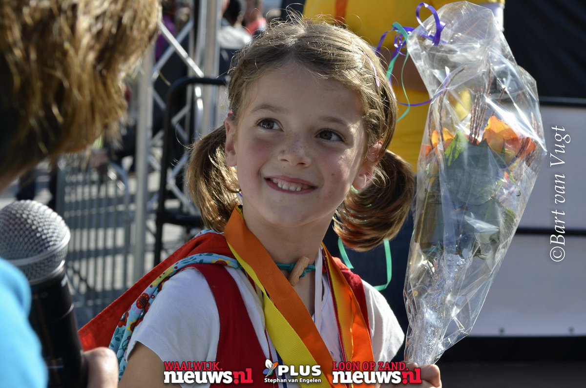 WW_LOZ_nieuws's tweet photo. Sfeerimpressie van de Mini 80 https://t.co/cXK273bdf4 @80Langstraat https://t.co/Dp2SHOmWl2