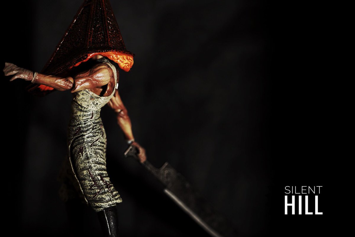 Nuka251's tweet photo. And now welcome to the Silent Hill
使う道具:figma レッドピラミッドシング silenthill2 https://t.co/JMdPnos0yb