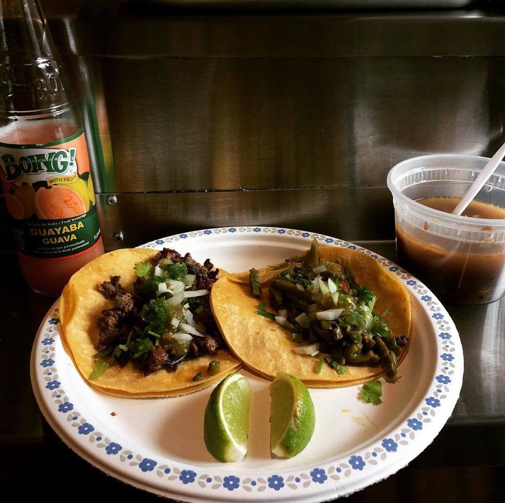 lauragrb's tweet photo. Nothing like being in a different country and finding really good, authentic tacos for breakfast. . .  #mexpats #montreal #mexican #tacos  … https://t.co/O8J8c6dVBa