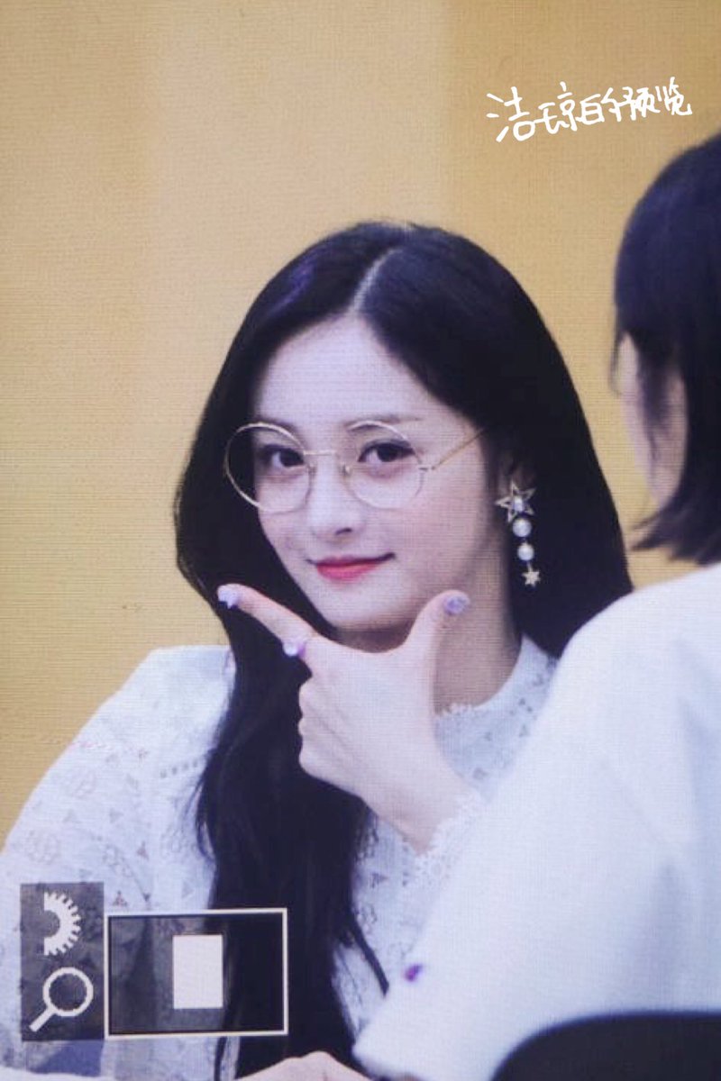 PipaPinky's tweet photo. #주결경 #프리스틴 #kyulkyung #PRISTIN 170909 대구 팬싸인회 프리뷰 https://t.co/NmFFZ4aWsy