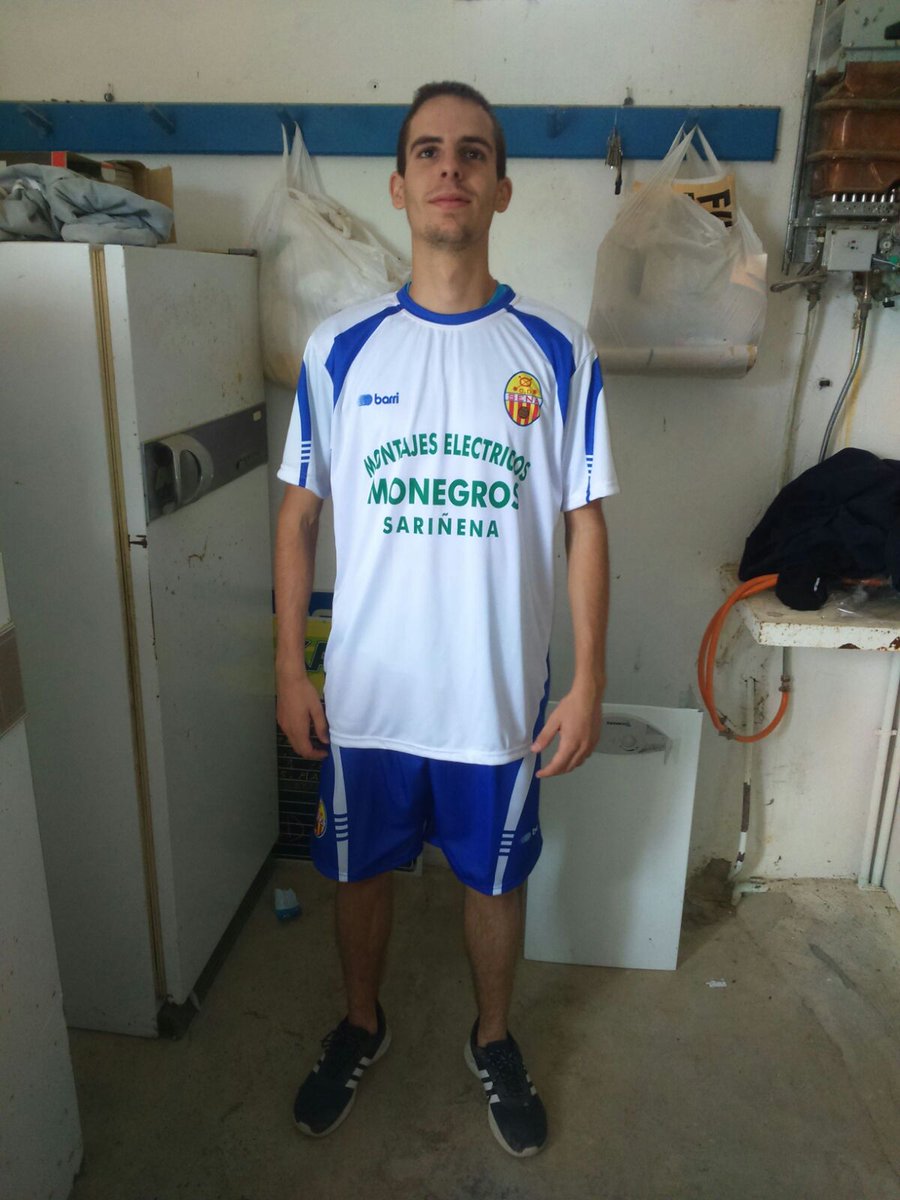 Hoy, a las 18:00, jugaremos el último amistoso de pretemporada en Binaced y estrenaremos la nueva equipacion.