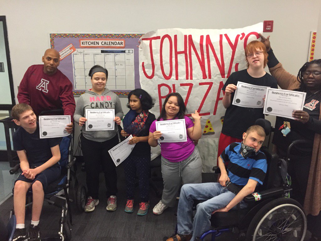 KirkDuncan22's tweet photo. We're ready to serve 16-17 teachers Johnny's pizza every week! 😋 https://t.co/HoxdiQHM77