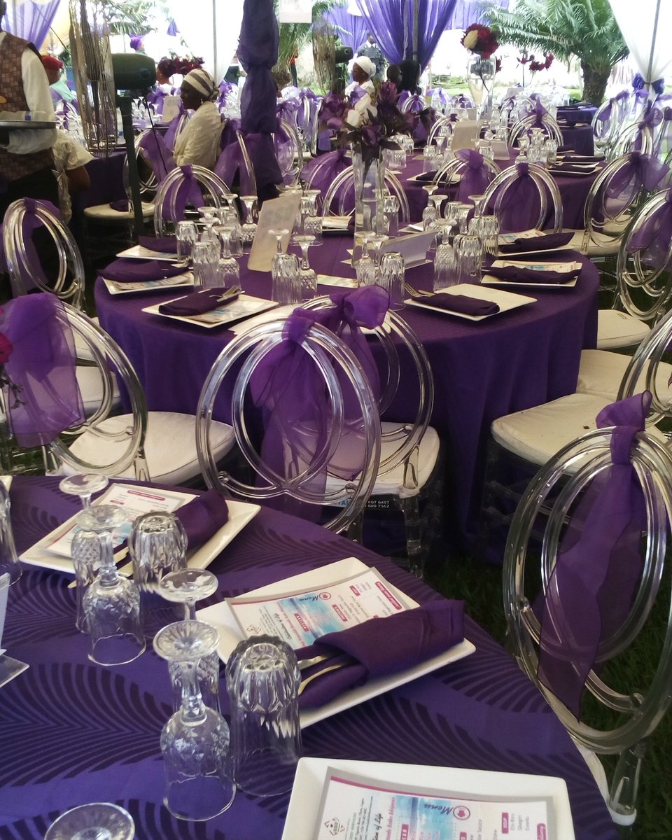 Purple and white is such a beautiful combination.
Don't you love this ?
We do 
#partyvendor #foodvendors #owambespecial #owambeparty